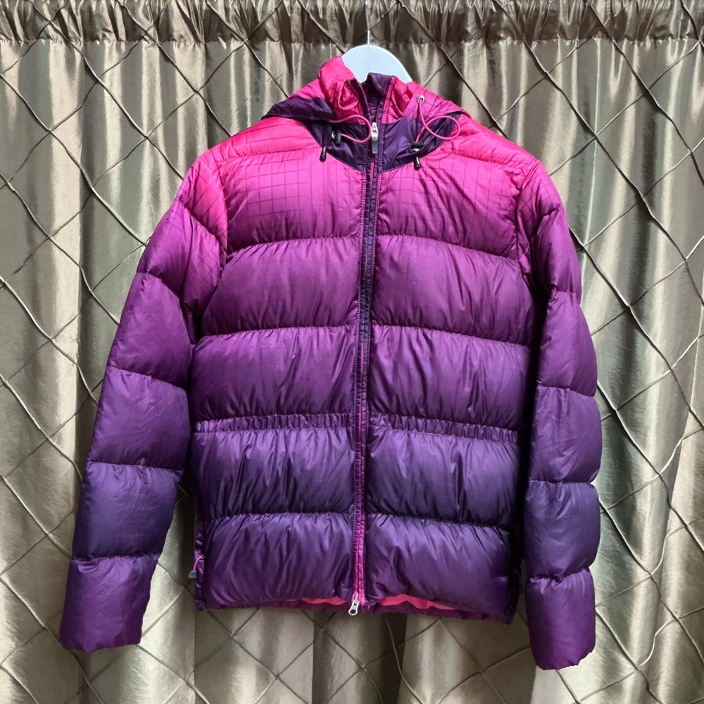 VGUC- STUNNING Nike ACG Goose Down Hooded Puffer Jacket